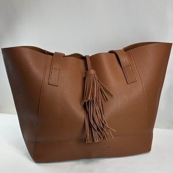 Tanger Handbags - Tanger Large Brown Leather Tote with Tassel